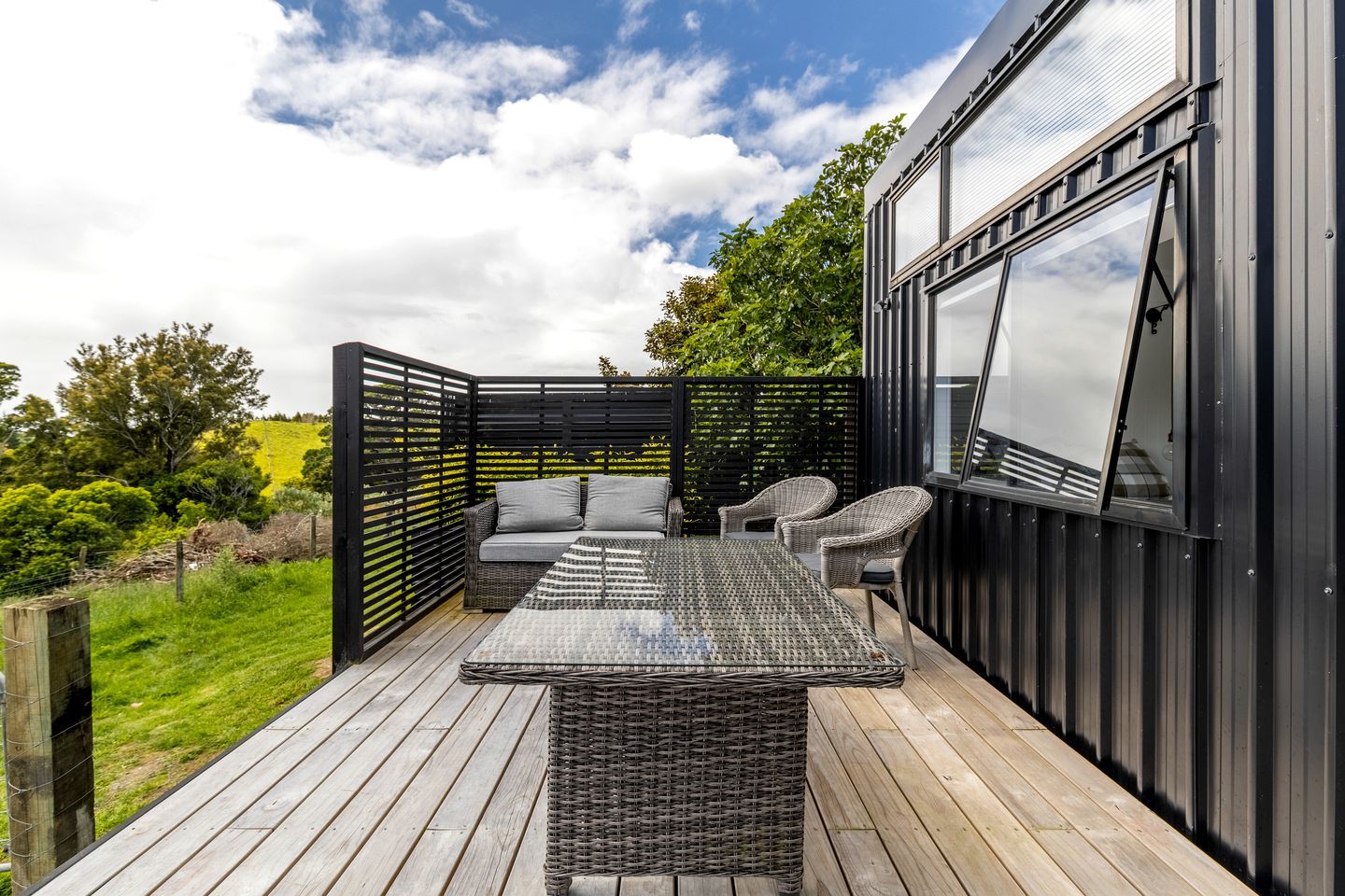 Charming Tiny House Surrounded by Trees in New Plymouth, North Island