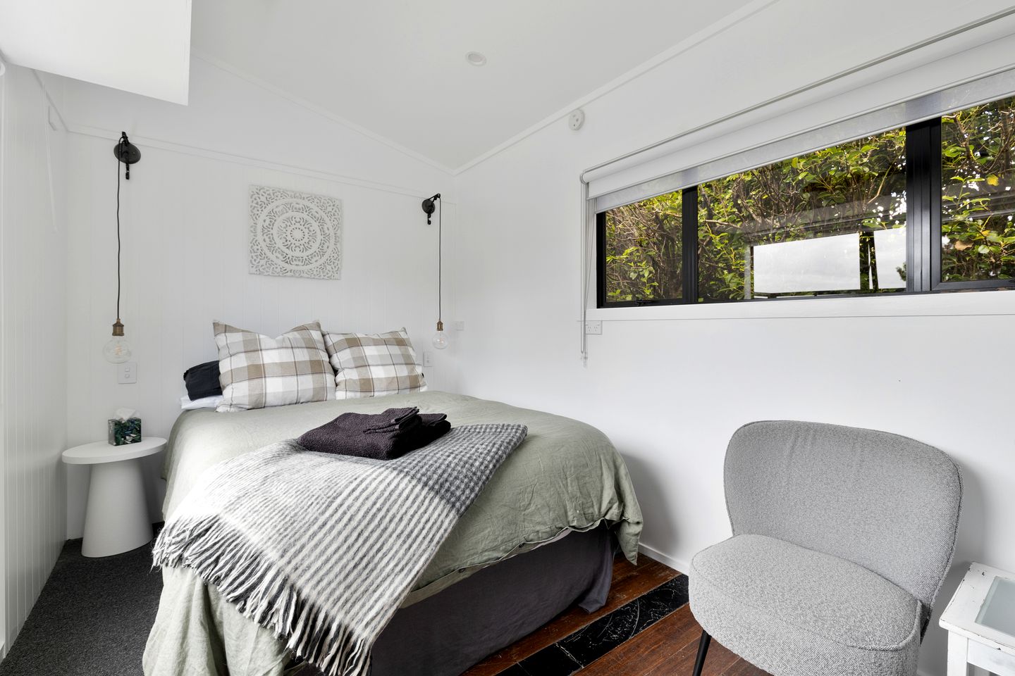 Charming Tiny House Surrounded by Trees in New Plymouth, North Island