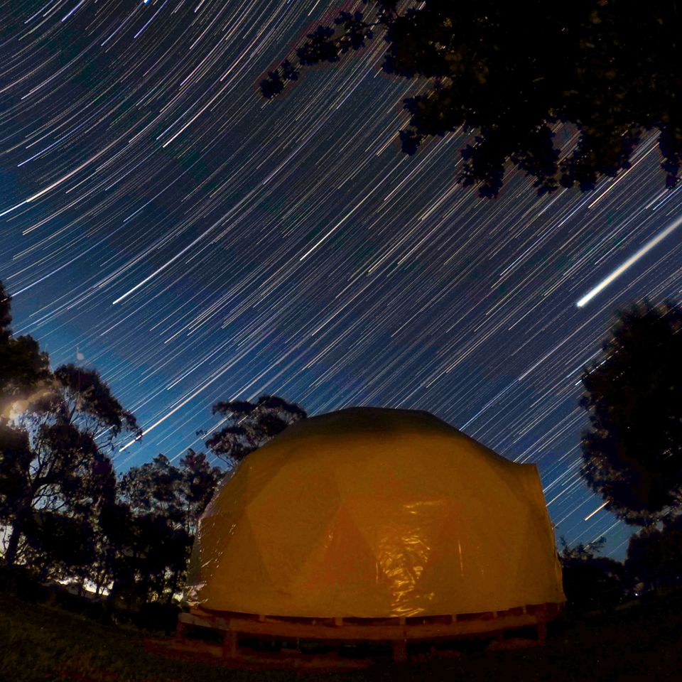Outstanding Dome with Outdoor Bath Ideal for a Romantic Getaway in Victoria