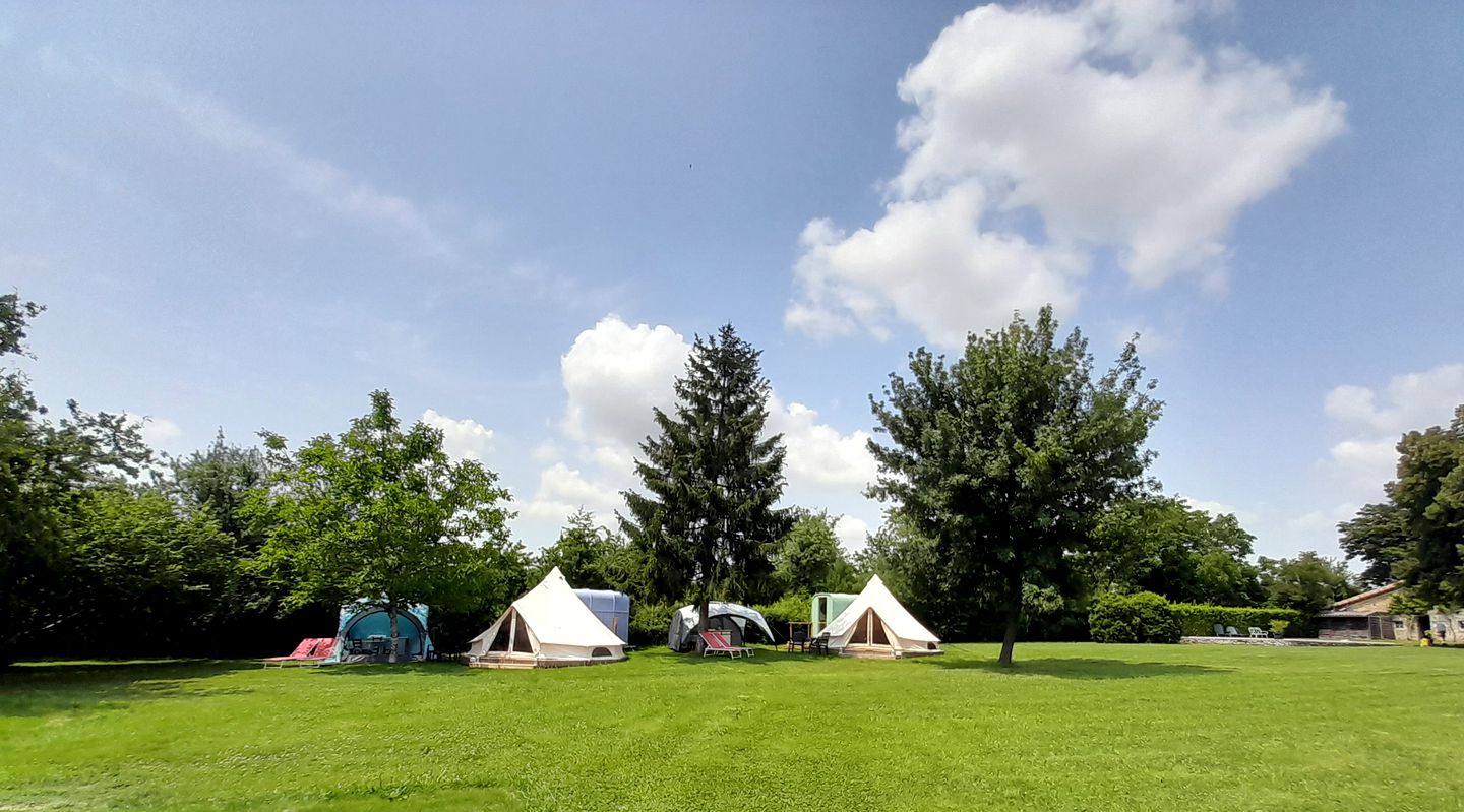 Charming Bell Tent Rental in the French Countryside, Ideal for Family Vacations in Nouvelle-Aquitaine