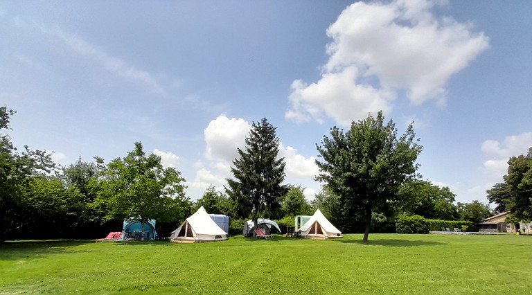 Bell Tents (France, Merignac, Nouvelle-Aquitaine)