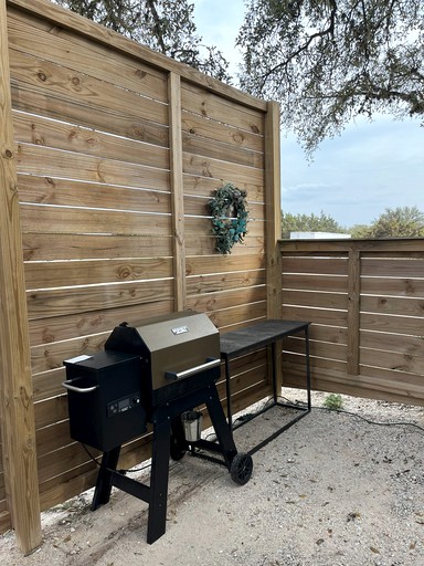 Caravans (United States of America, Dripping Springs, Texas)