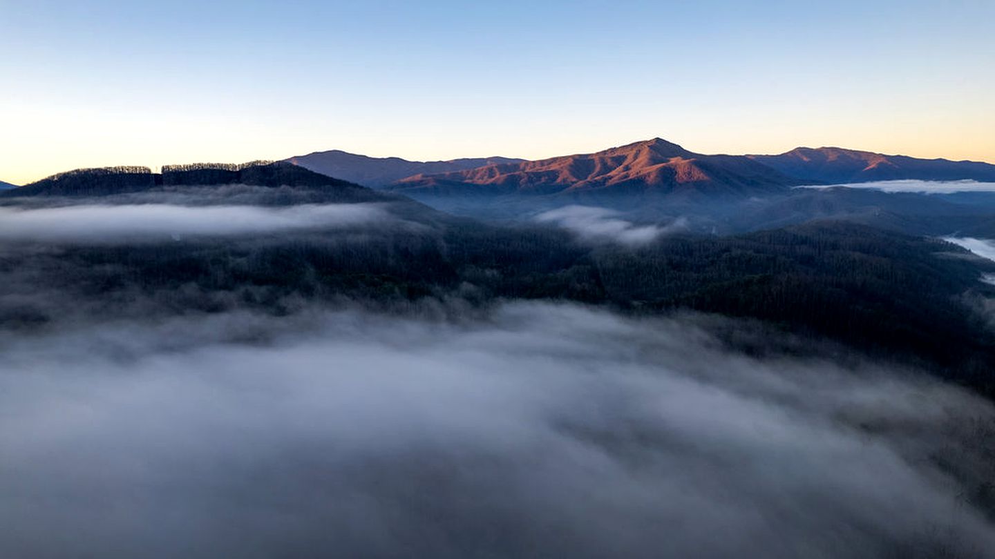 Contrast Cove Dome in Smoky Mountains in Hartford, Tennessee