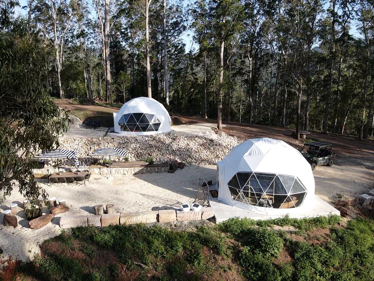 Domes (Australia, Tom's Creek, New South Wales)