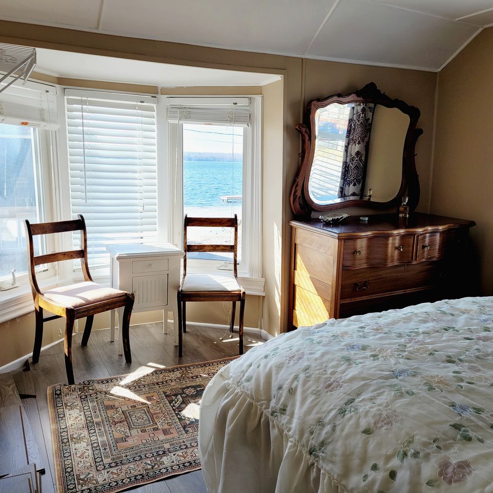 Riverfront Romance in Fenelon Falls, Ontario: Fall in Love with Glamping by the Water