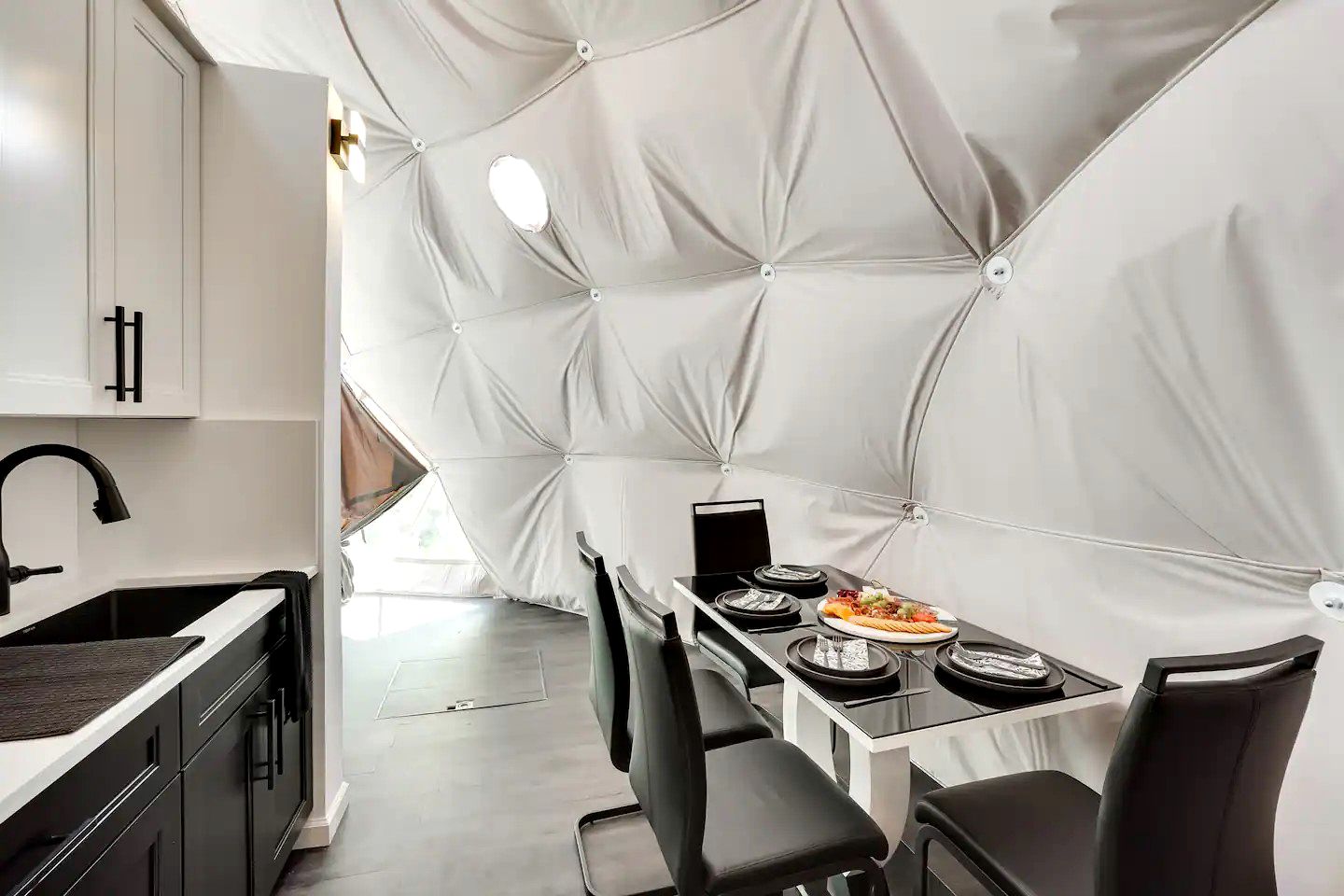 Fully-Equipped, 007 Inspired Dome with Cocktail Bar for a Romantic Getaway in the Catskills, New York