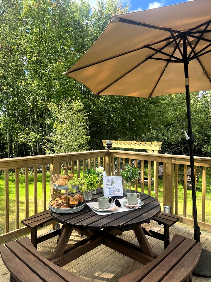 Nature Lovers Luxury Dome with Access to Hiking Trails in the Southern Catskills, Upstate New York