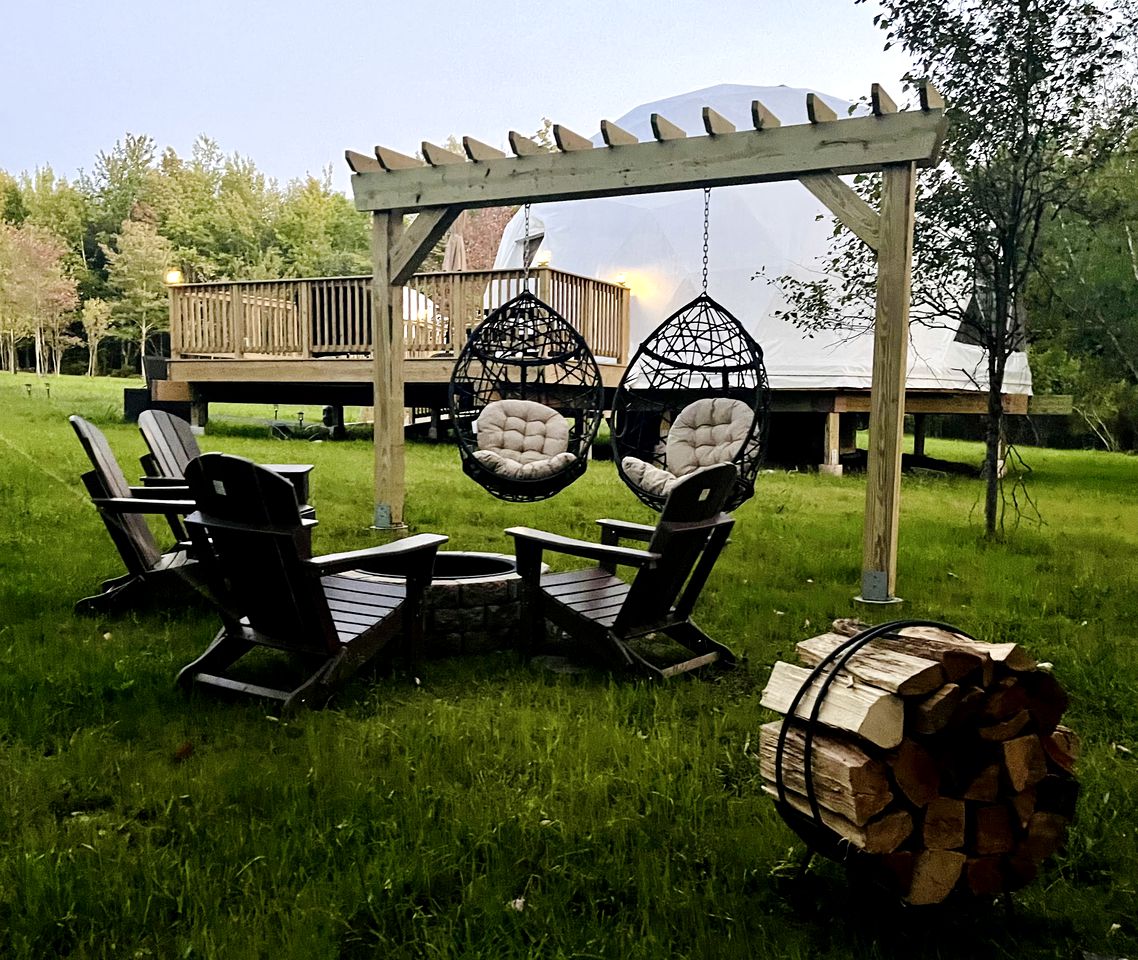 Nature Lovers Luxury Dome with Access to Hiking Trails in the Southern Catskills, Upstate New York