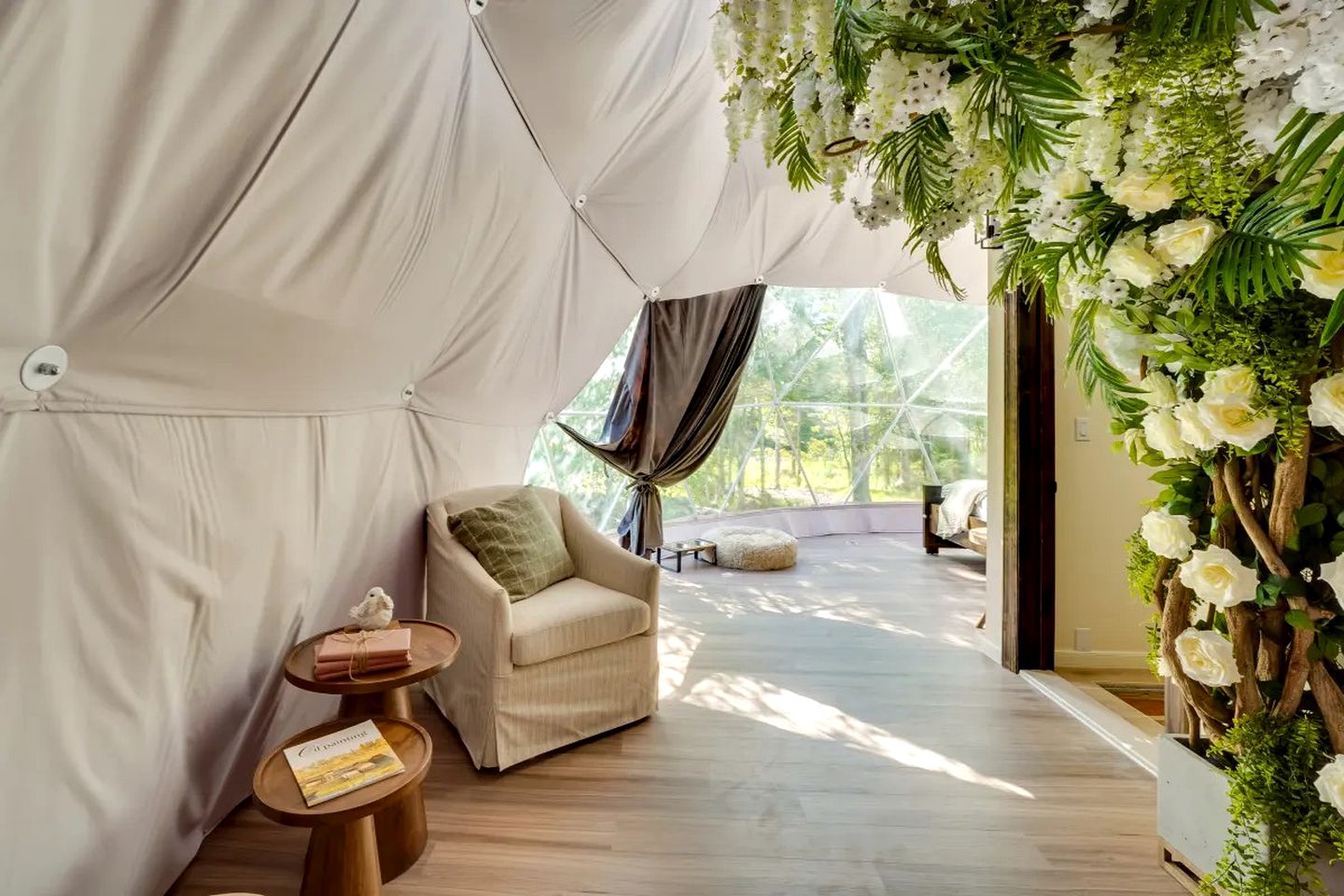 Nature Lovers Luxury Dome with Access to Hiking Trails in the Southern Catskills, Upstate New York