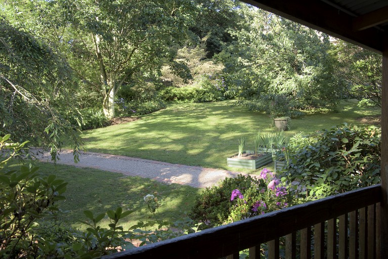 Log Cabins (Australia, Olinda, Victoria)