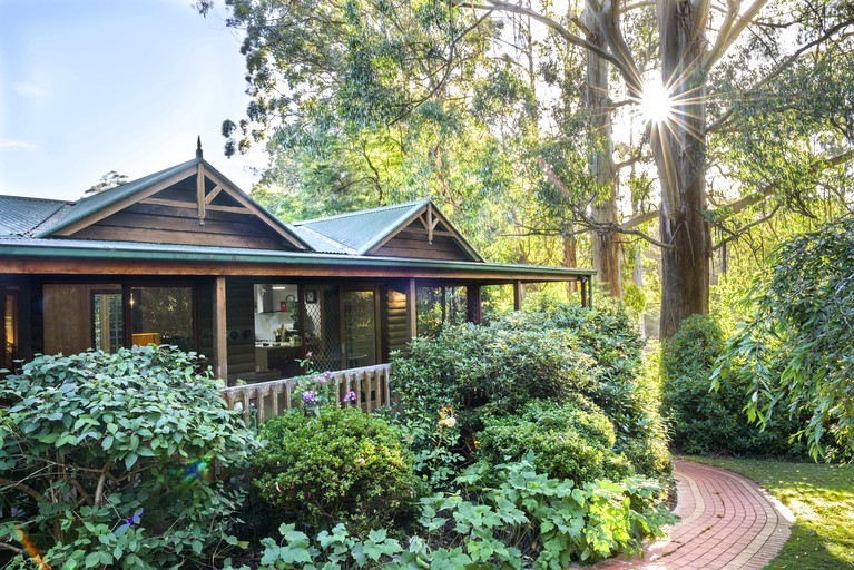 Glamping Escape to this Lovely Log Cabin Retreat in Olinda, Victoria