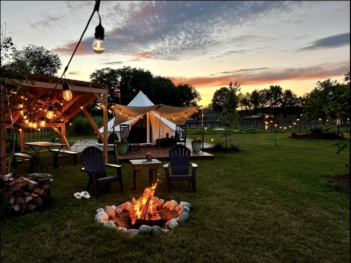 Charming Bell Tent Fantastic for a Cozy Glamping Experience in Turner, Maine