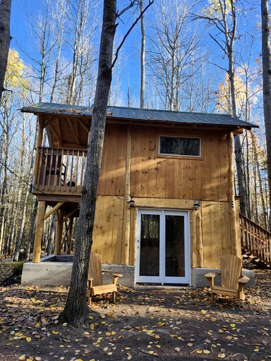 Tree Houses (Canada, Callander, Ontario)