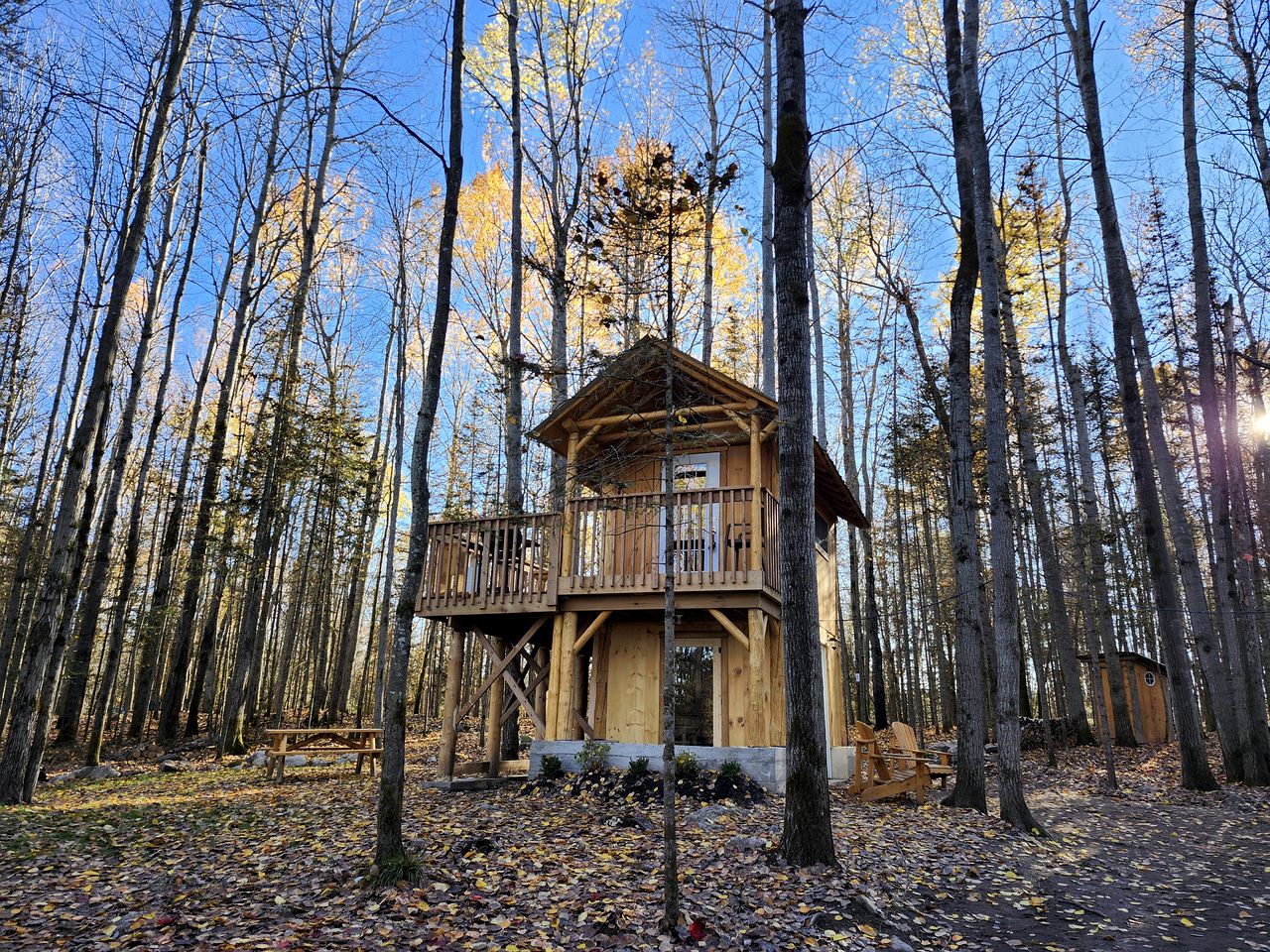 Unique Tree House Perfect for Families with BBQ in Callander, Ontario