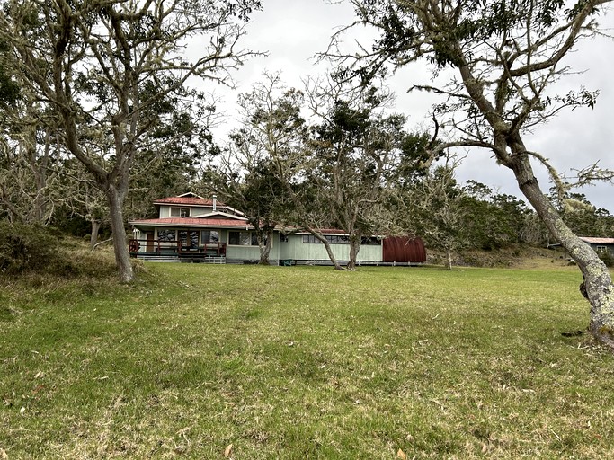 Cabins (United States of America, Captain Cook, Hawaii)