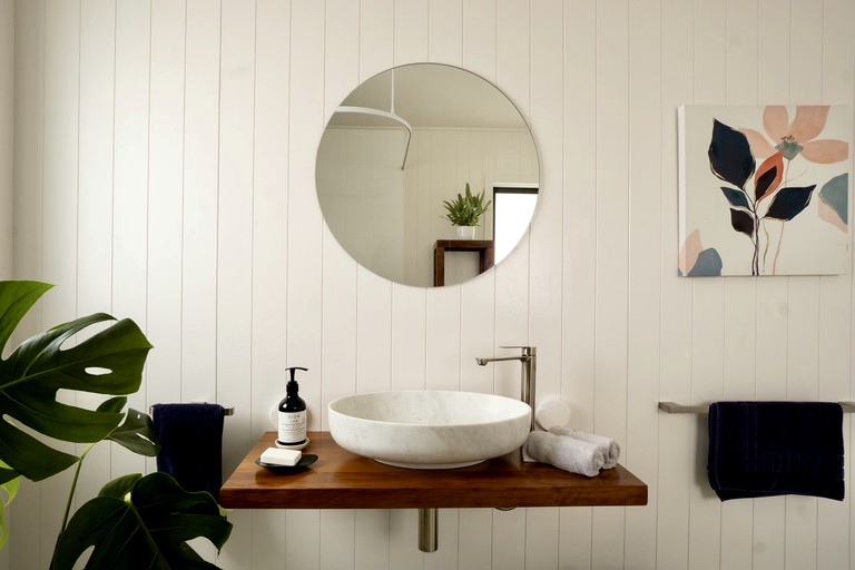 Cabins (New Zealand, Geraldine Downs, Canterbury)