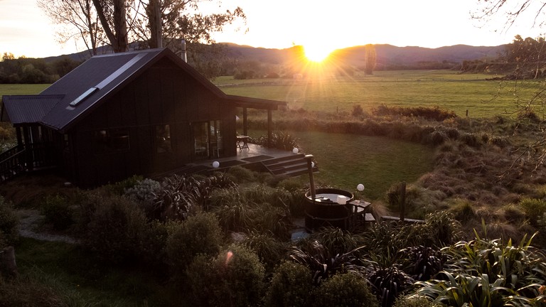 Cabins (New Zealand, Geraldine Downs, Canterbury)