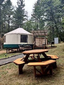 Peaceful Comfy Yurt with Everything Needed for a Glamping Getaway in McMinnville, Oregon - Photo 2
