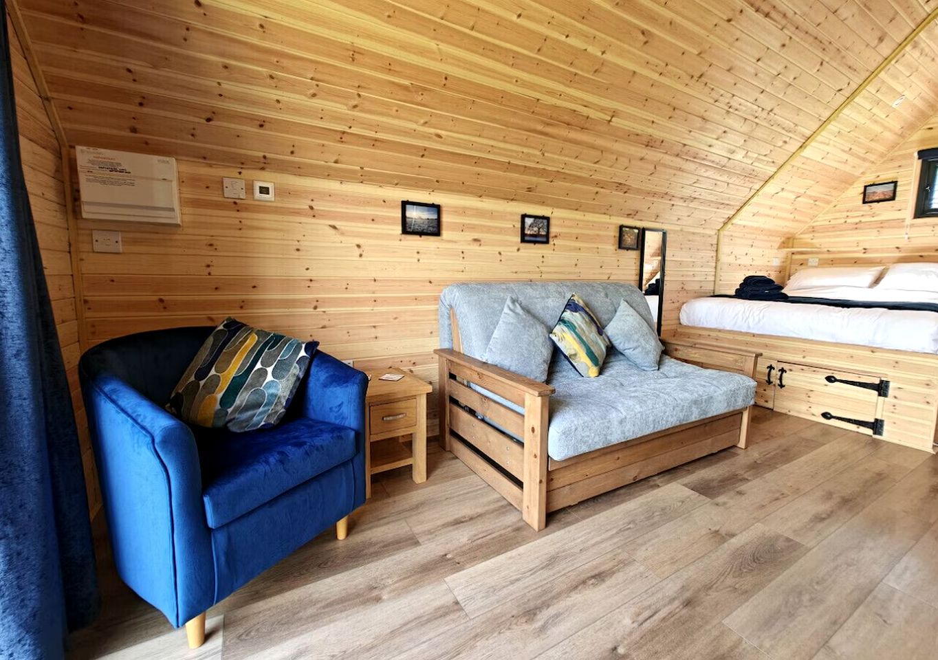 Luxurious Studio Cabin for a Peaceful Countryside Escape in Rural Sussex, England
