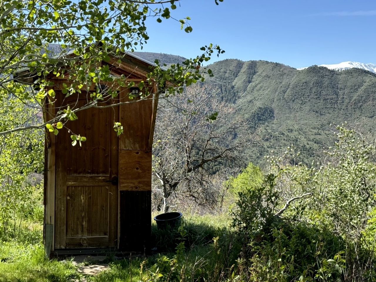 Modern Solar Powered Yurt Fully Equipped in Basalt, Colorado