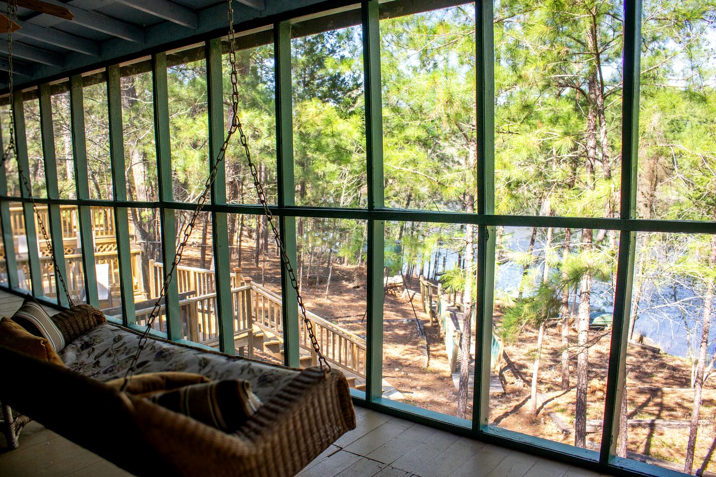 Group Cabin with Kayaks and Foosball Table in La Grange, Texas