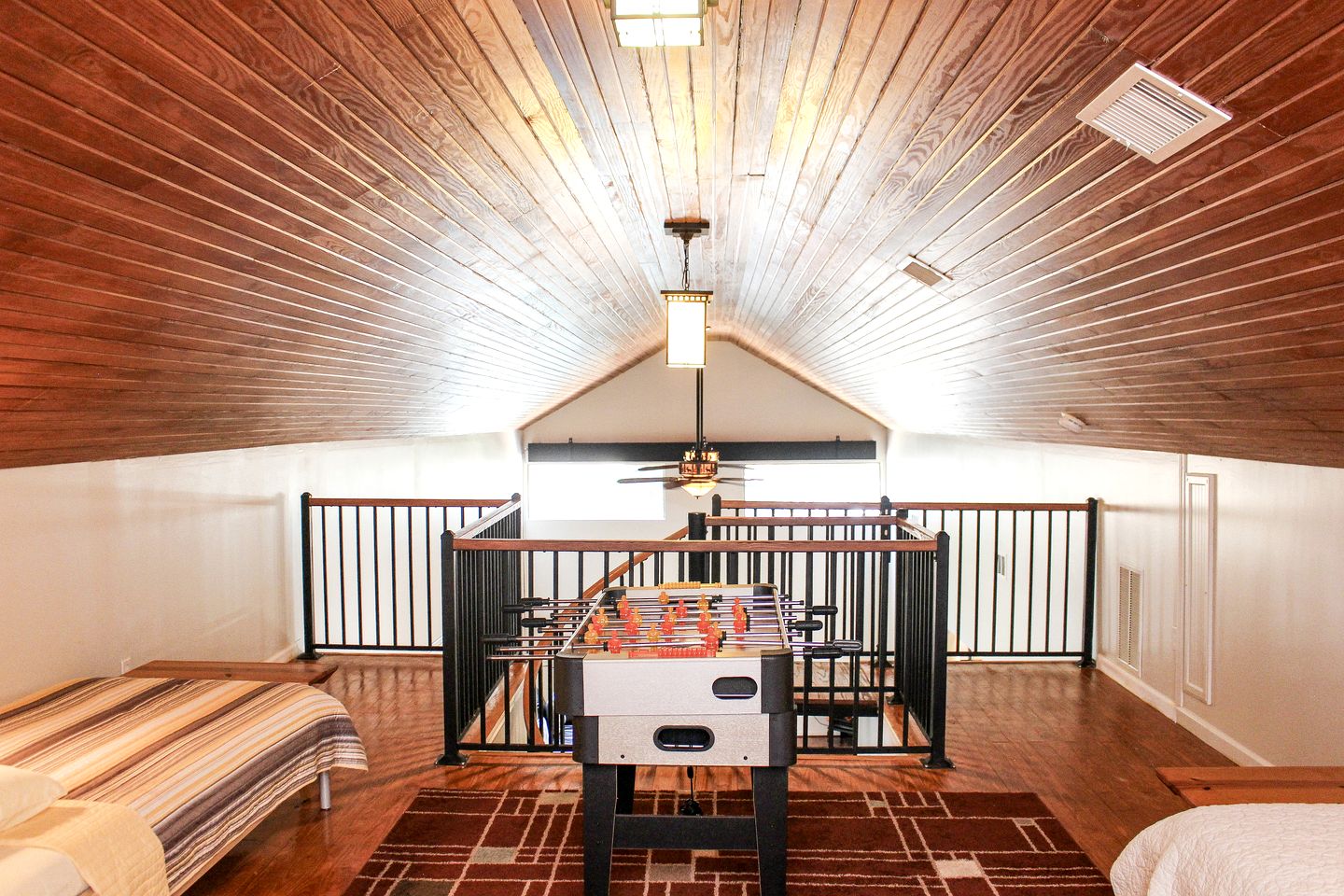 Group Cabin with Kayaks and Foosball Table in La Grange, Texas