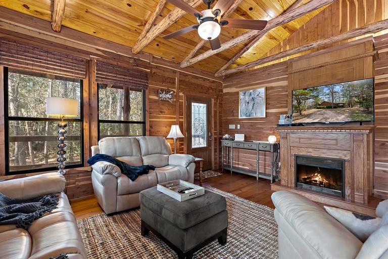 Cabins (United States of America, La Grange, Texas)