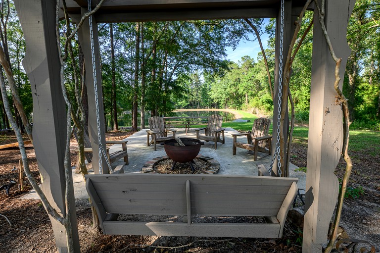 Cabins (United States of America, Claxton, Georgia)