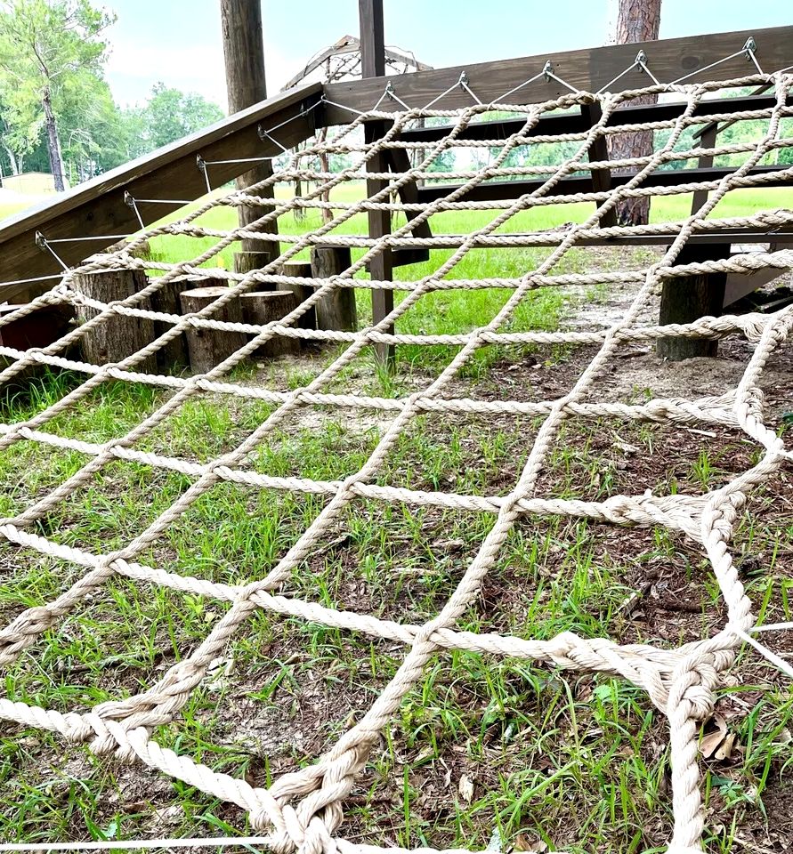 Perfect Couple's or Solo Getaway: 1840s Log Cabin, Claxton, GA