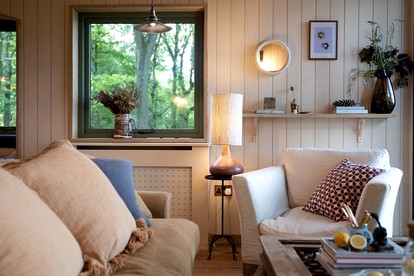 Luxurious Tree House Ideal for a Private Escape in Hereford, England photo 4