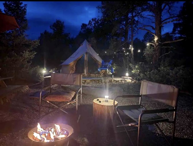 Bell Tents (United States of America, Trinidad, Colorado)