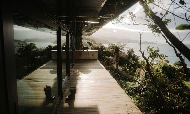 Pods (New Zealand, Oban, New Zealnd)