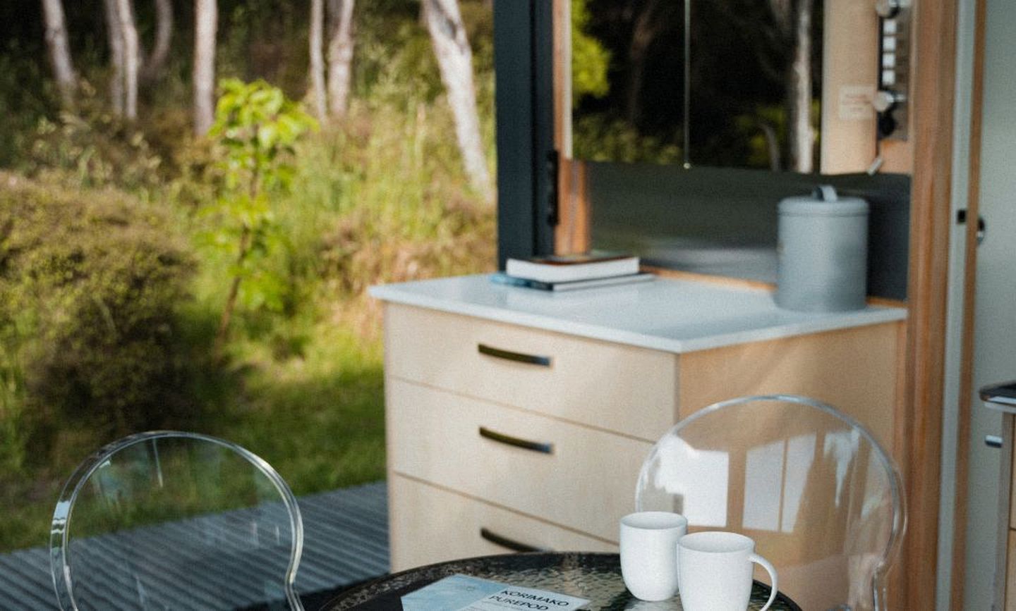 Beautiful Pod with Breathtaking Farm and Sunset Views in Canterbury