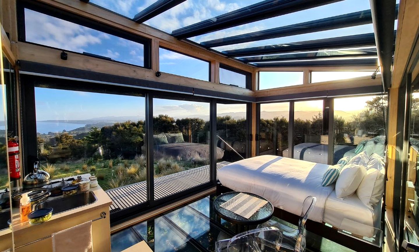 Beautiful Pod with Breathtaking Farm and Sunset Views in Canterbury