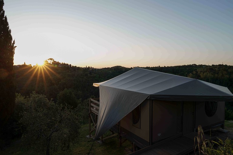 Amazing Safari Tent with Pool and Views in Italy