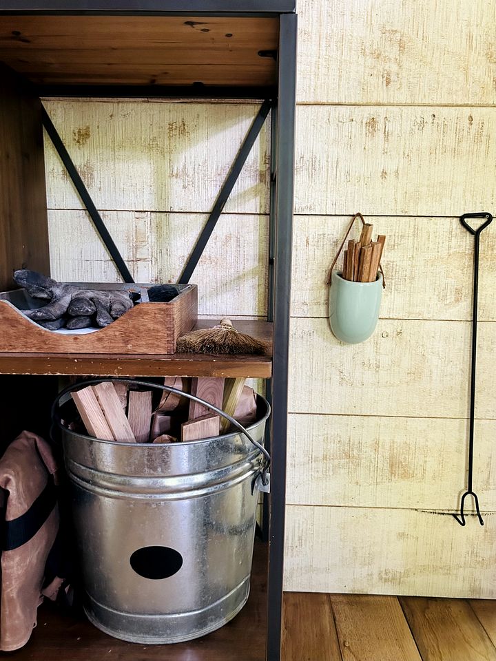 Off Grid Tiny Cabin Ideal for Couples in Burnsville, North Carolina