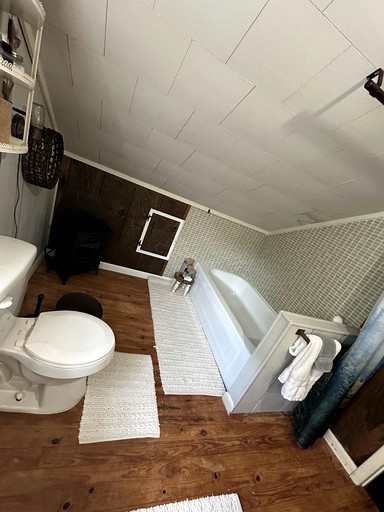 Cabins (United States of America, McMinnville, Tennessee)