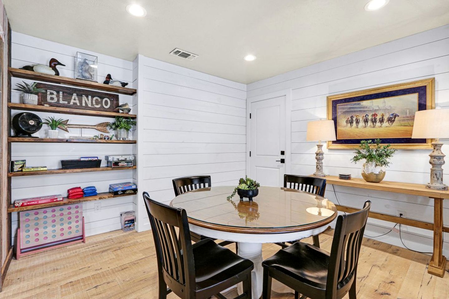 Luxurious Rental with Private Yard and BBQ in Wimberley, Texas