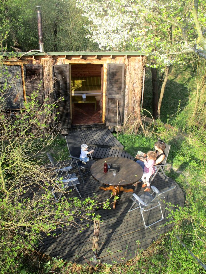 Quaint Cottage with Sauna Nestle into the Woods in Poland