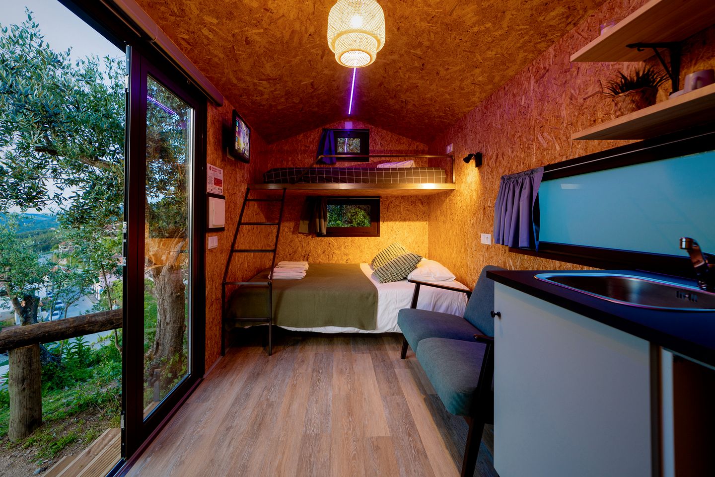 Serene Tiny House Great for Families or Groups Getaways in Portugal