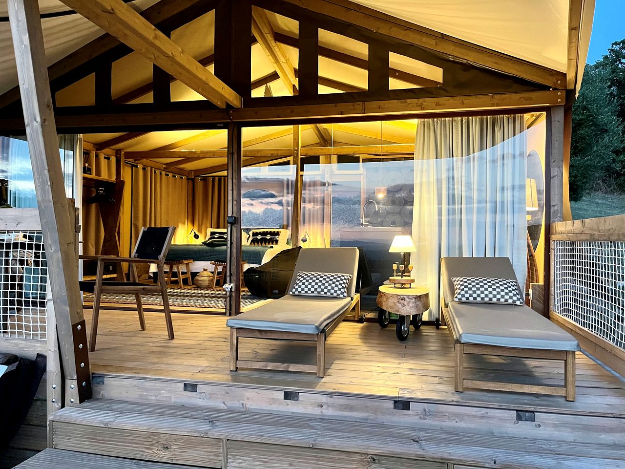 Luxury Tented Cabin with Jacuzzi and Beautiful Toscana Views in Italy