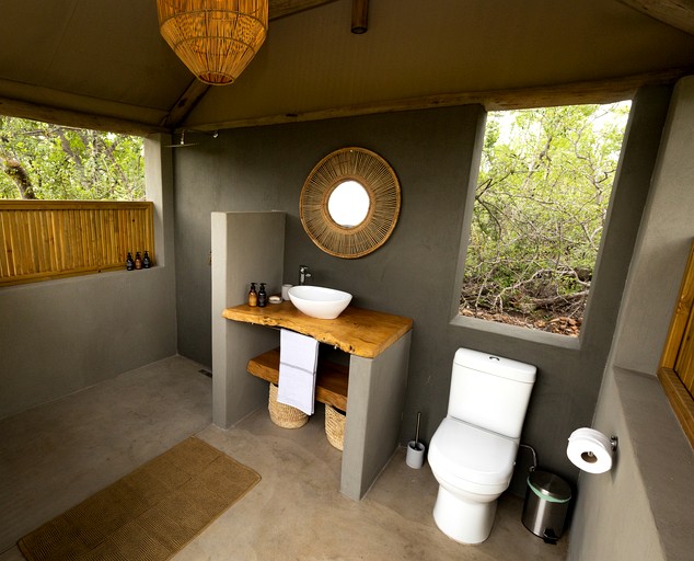 Safari Tents (South Africa, Hoedspruit, Limpopo)
