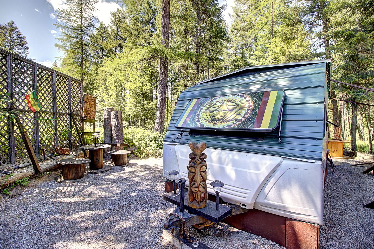 Rustic Cozy Camper Well Equipped Great for Nature Lovers in Montana