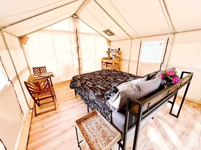 Tented Cabins (Canada, Maple View, New Brunswick)