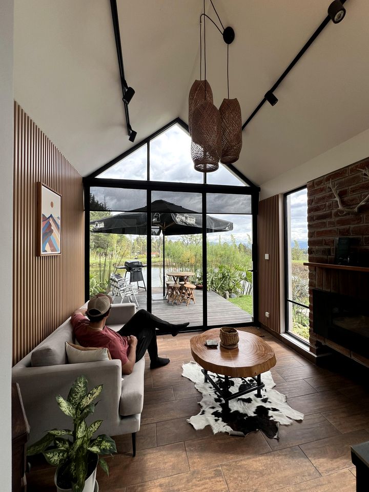 Beautiful Design Cottage with Breathtaking Views in Ecuador