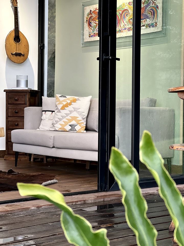 Beautiful Design Cottage with Breathtaking Views in Ecuador