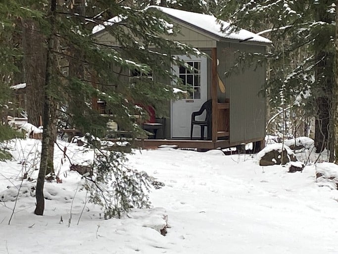 Cabins (Canada, Eganville, Ontario)