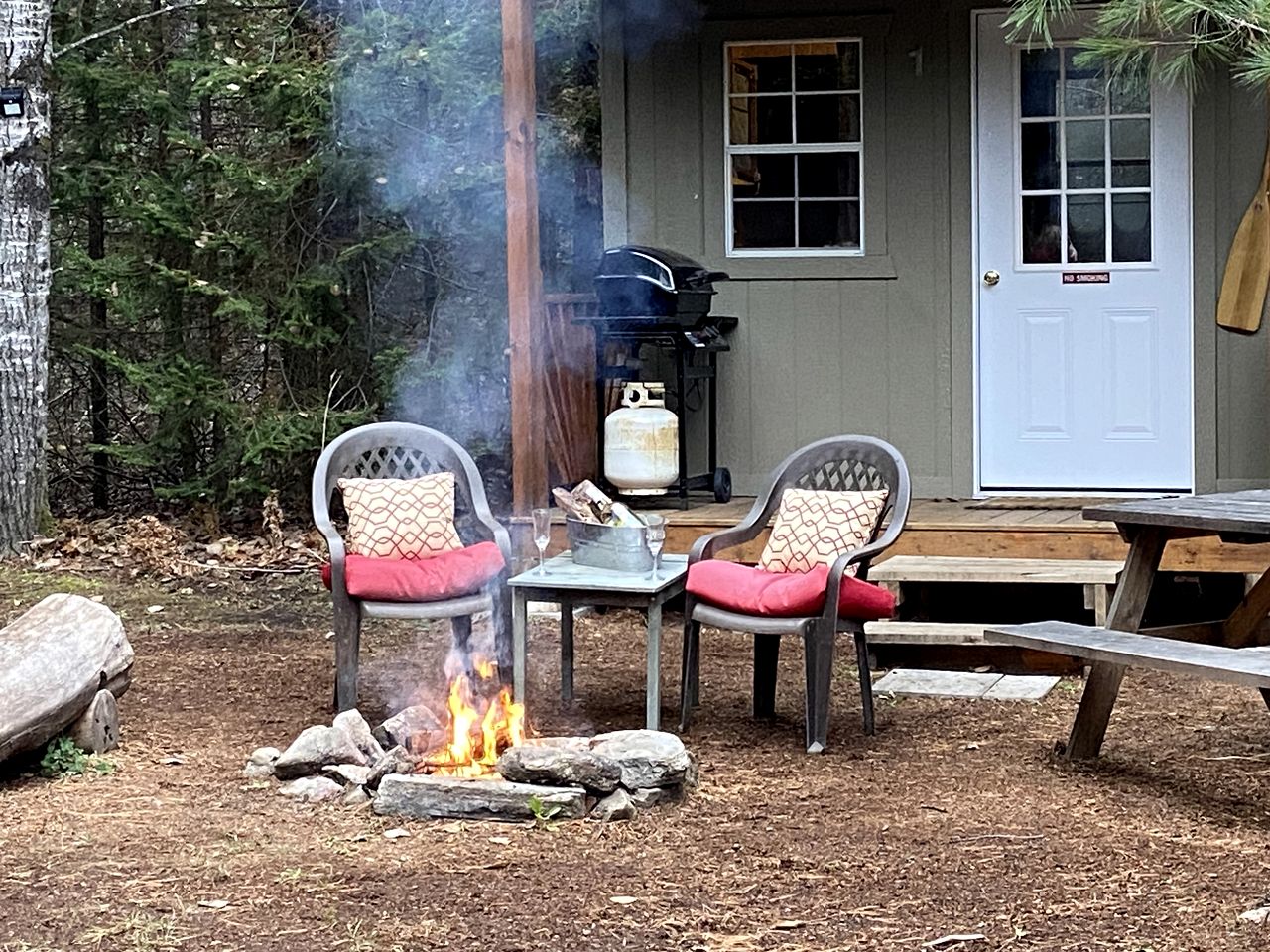 Quaint Tiny Cabins Great for a Couples Escape in Ontario