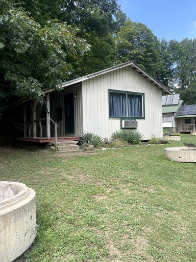 Explore the Beautiful Nature Surrounding this Cabin in Indiana