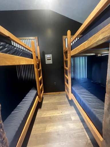 Cabins (United States of America, Nashville, Indiana)